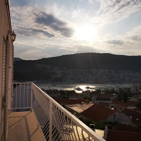 Lejlighed Tianni *